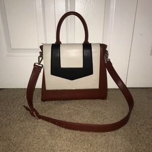 The cutest purse ✨